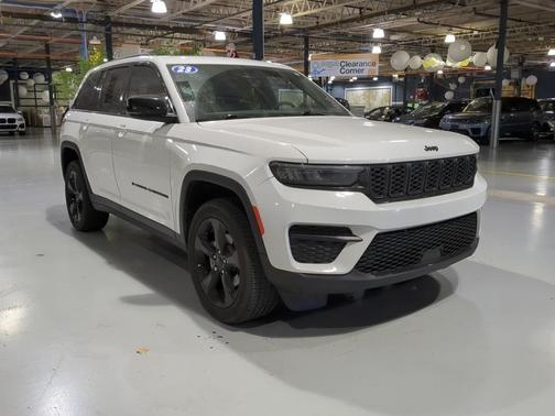 2023 Jeep Grand Cherokee Altitude