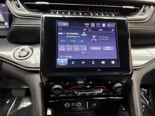 2022 Jeep Grand Cherokee L Laredo