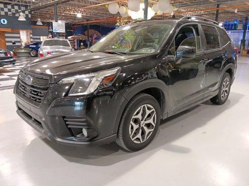 2023 Subaru Forester Premium