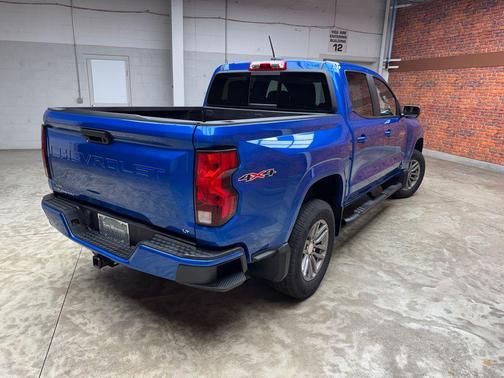 Glacier Blue Metallic 2023 Chevrolet Colorado LT