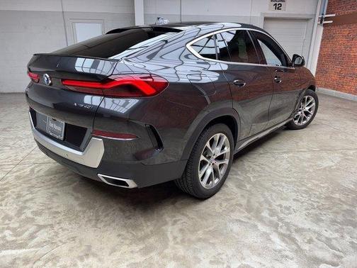 2021 BMW X6 xDrive40i