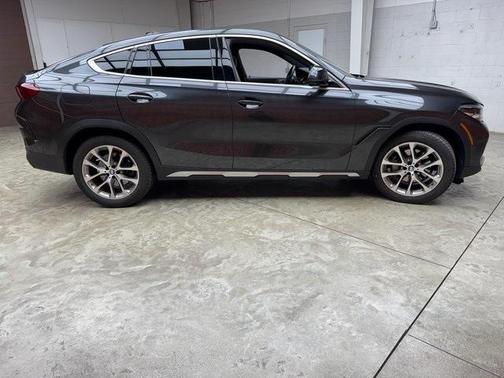 2021 BMW X6 xDrive40i