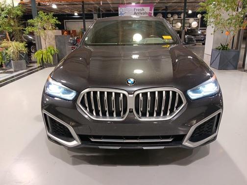2021 BMW X6 xDrive40i
