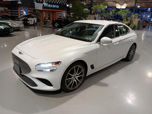 2023 Genesis G70 2.0T
