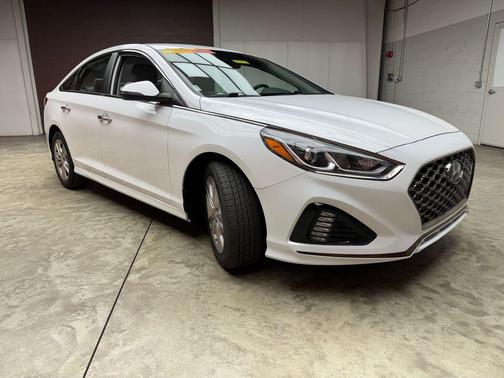 Quartz White Pearl 2019 Hyundai SONATA SEL
