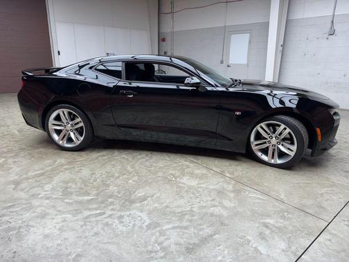 Black 2016 Chevrolet Camaro 1SS