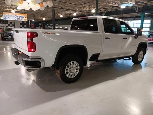 2024 Chevrolet Silverado 3500 WT
