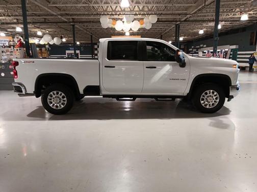 2024 Chevrolet Silverado 3500 WT