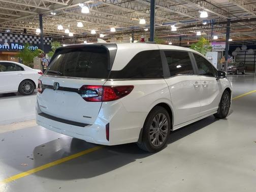 2023 Honda Odyssey Touring