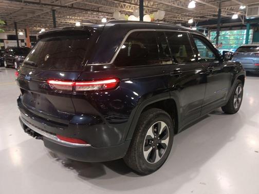Midnight Sky 2022 Jeep Grand Cherokee 4xe Base