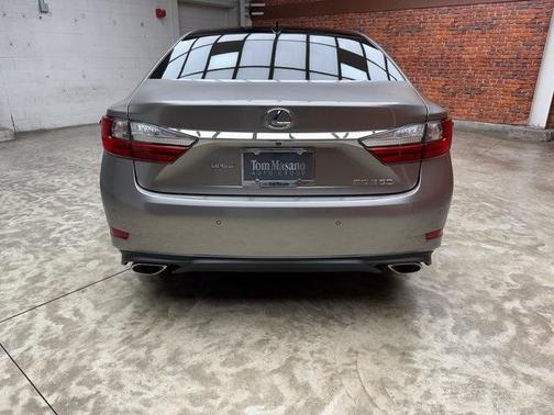 2017 Lexus ES 350 Base