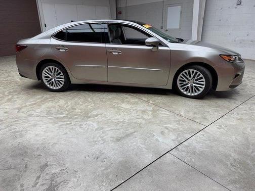 2017 Lexus ES 350 Base