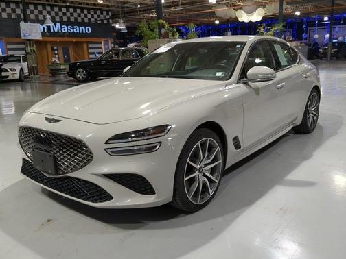 2025 Genesis G70 2.5T