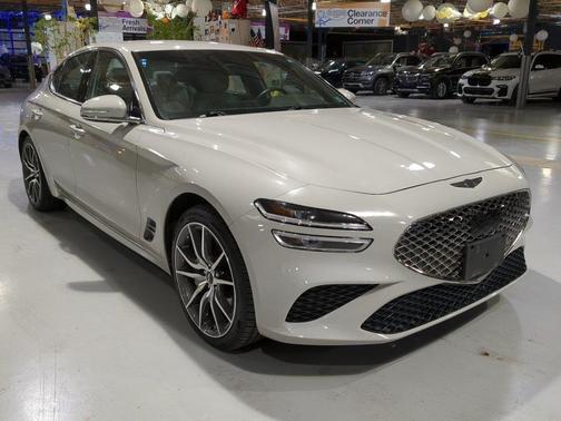 2025 Genesis G70 2.5T