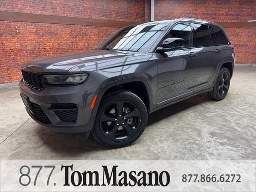 2023 Jeep Grand Cherokee Altitude