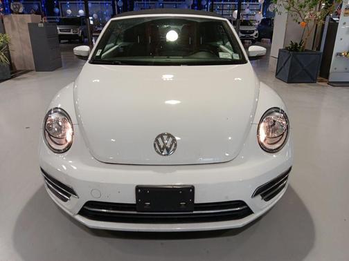 2018 Volkswagen Beetle 2.0T S