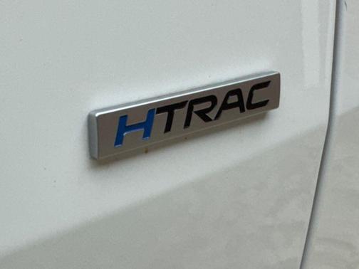 White 2023 Hyundai SANTA CRUZ 2.5L SE