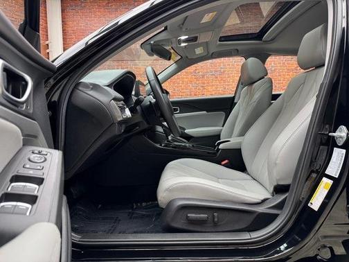 2025 Acura Integra Base