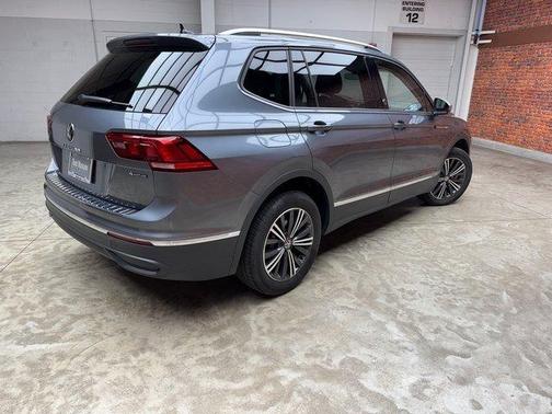 2024 Volkswagen Tiguan 2.0T Wolfsburg Edition