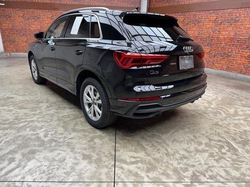 2024 Audi Q3 45 S line Premium