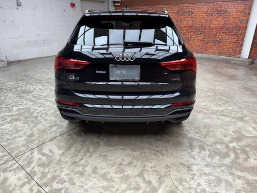 2024 Audi Q3 45 S line Premium