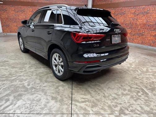 2024 Audi Q3 45 S line Premium