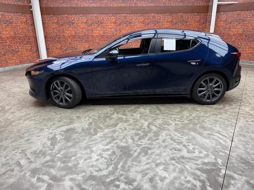 2022 Mazda Mazda3 FWD w/Select Package