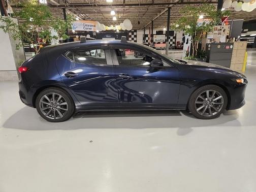 2022 Mazda Mazda3 FWD w/Select Package