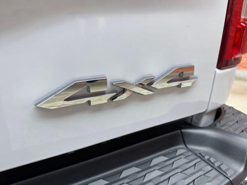 Bright White Clearcoat 2021 RAM 2500 Tradesman