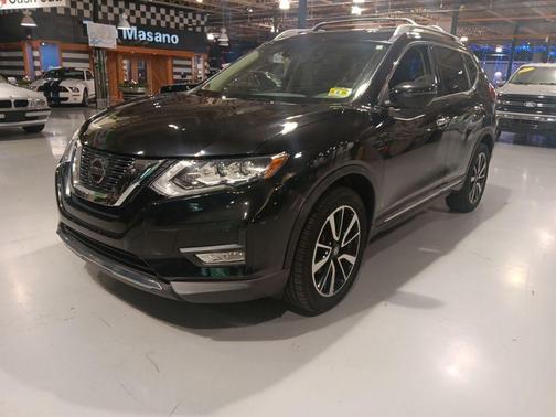 Magnetic Black 2019 Nissan Rogue SL