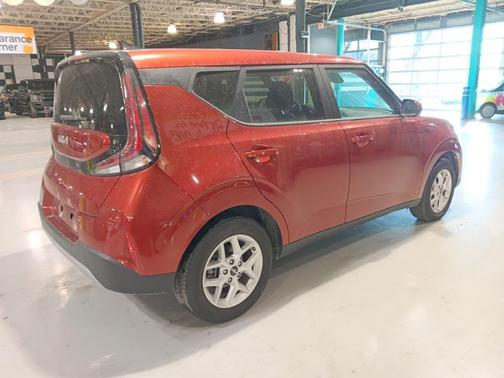 2023 Kia Soul LX