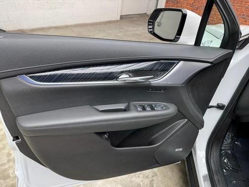 2023 Cadillac XT6 Premium Luxury AWD
