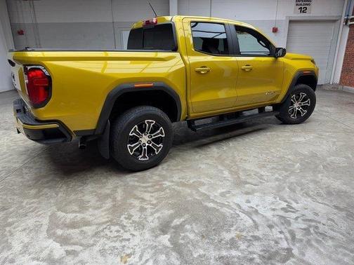 2023 GMC Canyon AT4