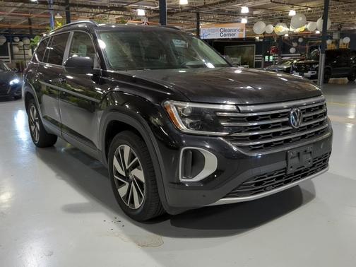2025 Volkswagen Atlas 2.0T SE