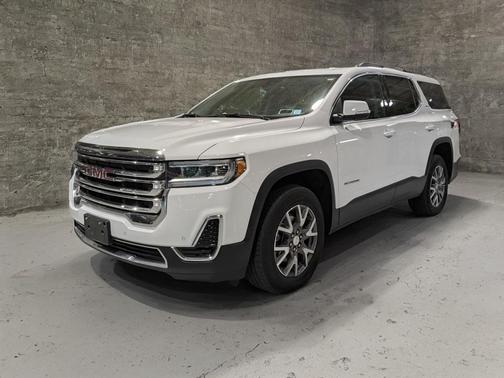 2022 GMC Acadia SLE
