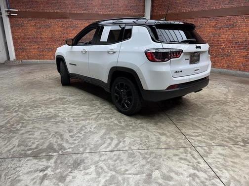 2022 Jeep Compass Altitude