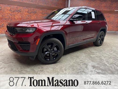 2022 Jeep Grand Cherokee Altitude