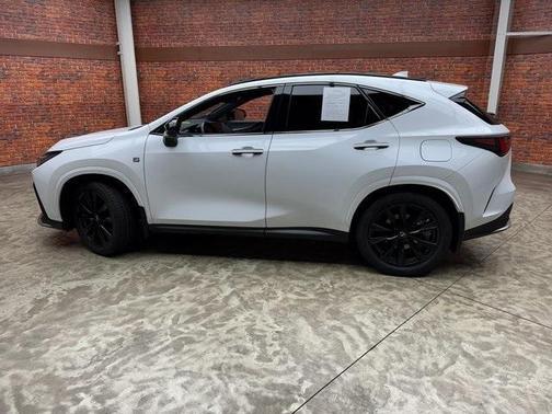 2024 Lexus NX 450h+ F SPORT Handling
