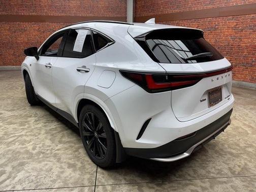 2024 Lexus NX 450h+ F SPORT Handling
