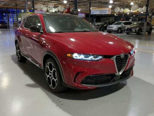 Rosso 2024 Alfa Romeo Tonale Ti