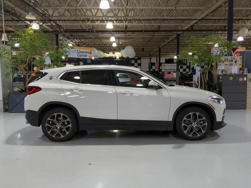 2023 BMW X2 xDrive28i