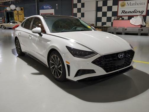 2023 Hyundai SONATA Limited