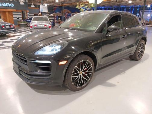 2022 Porsche Macan S