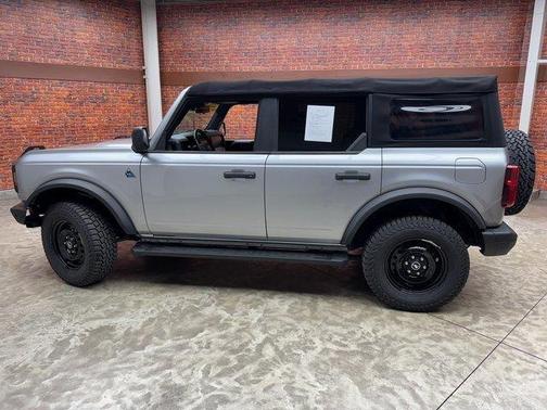 2022 Ford Bronco Black Diamond