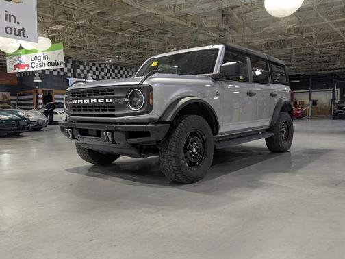 2022 Ford Bronco Black Diamond