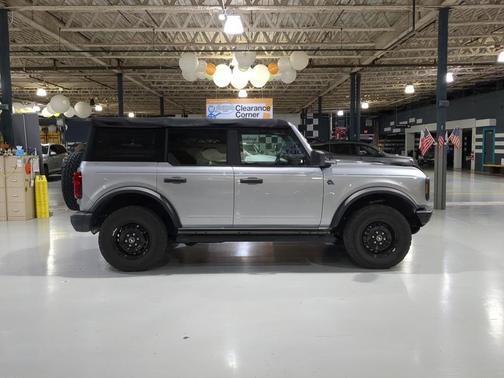 2022 Ford Bronco Black Diamond