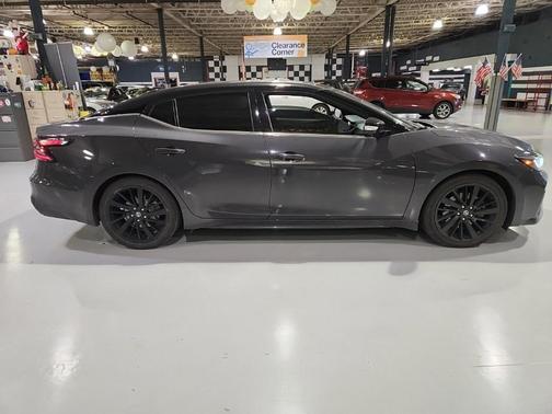 2021 Nissan Maxima Platinum