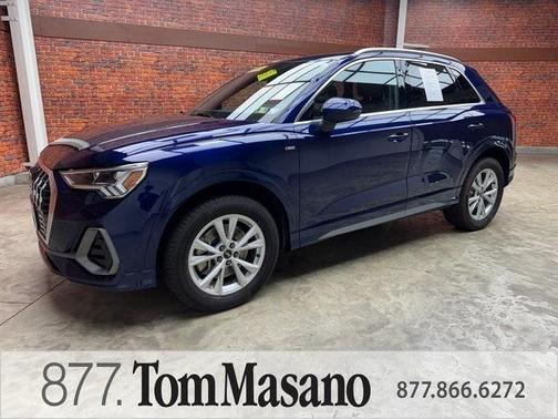 2022 Audi Q3 45 S line Premium