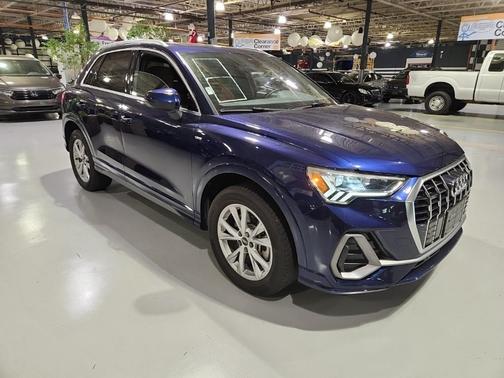 2022 Audi Q3 45 S line Premium