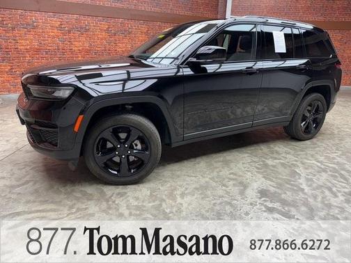 2022 Jeep Grand Cherokee Altitude